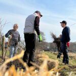 Pflanzaktion-2025-wiese-Hecke-011